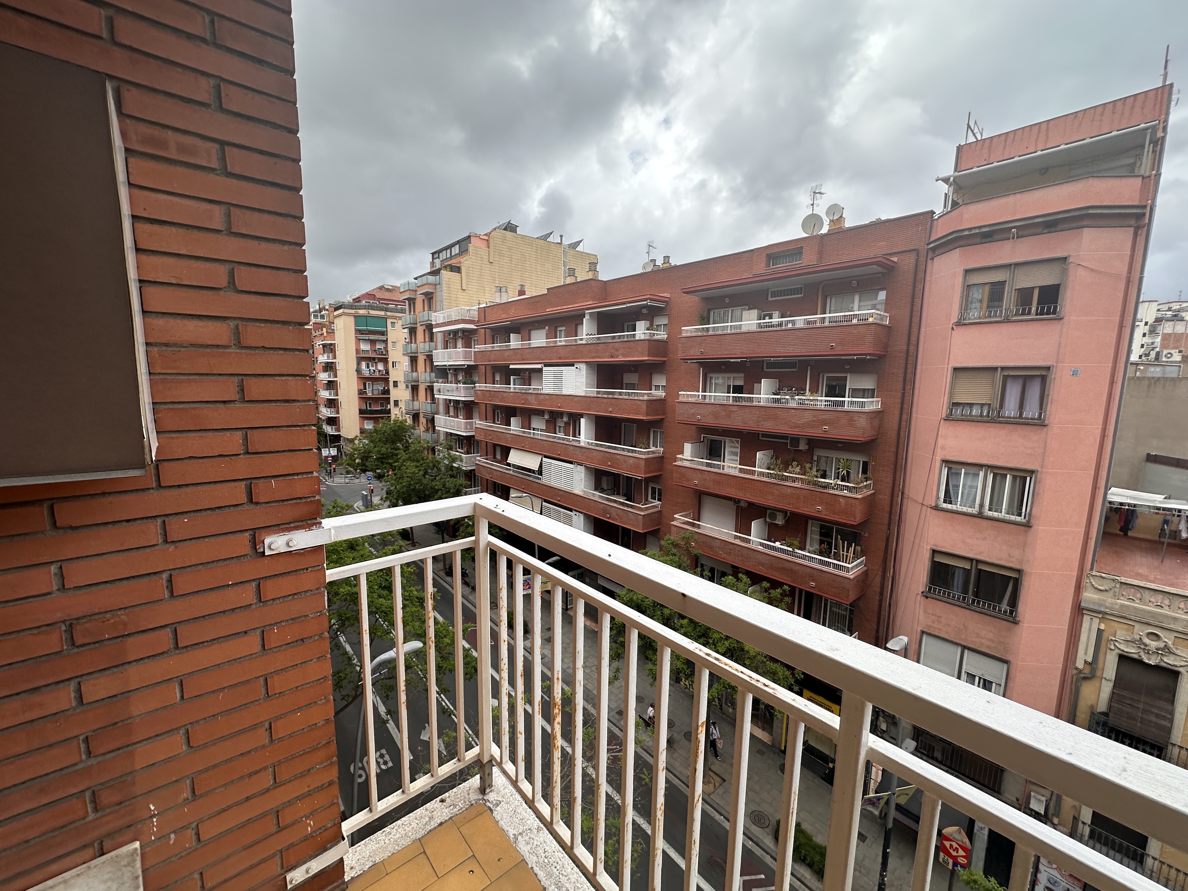 PISO LUMINOSO Y ESPACIOSO PISO DE 4 DORMITORIOS — imagen 12