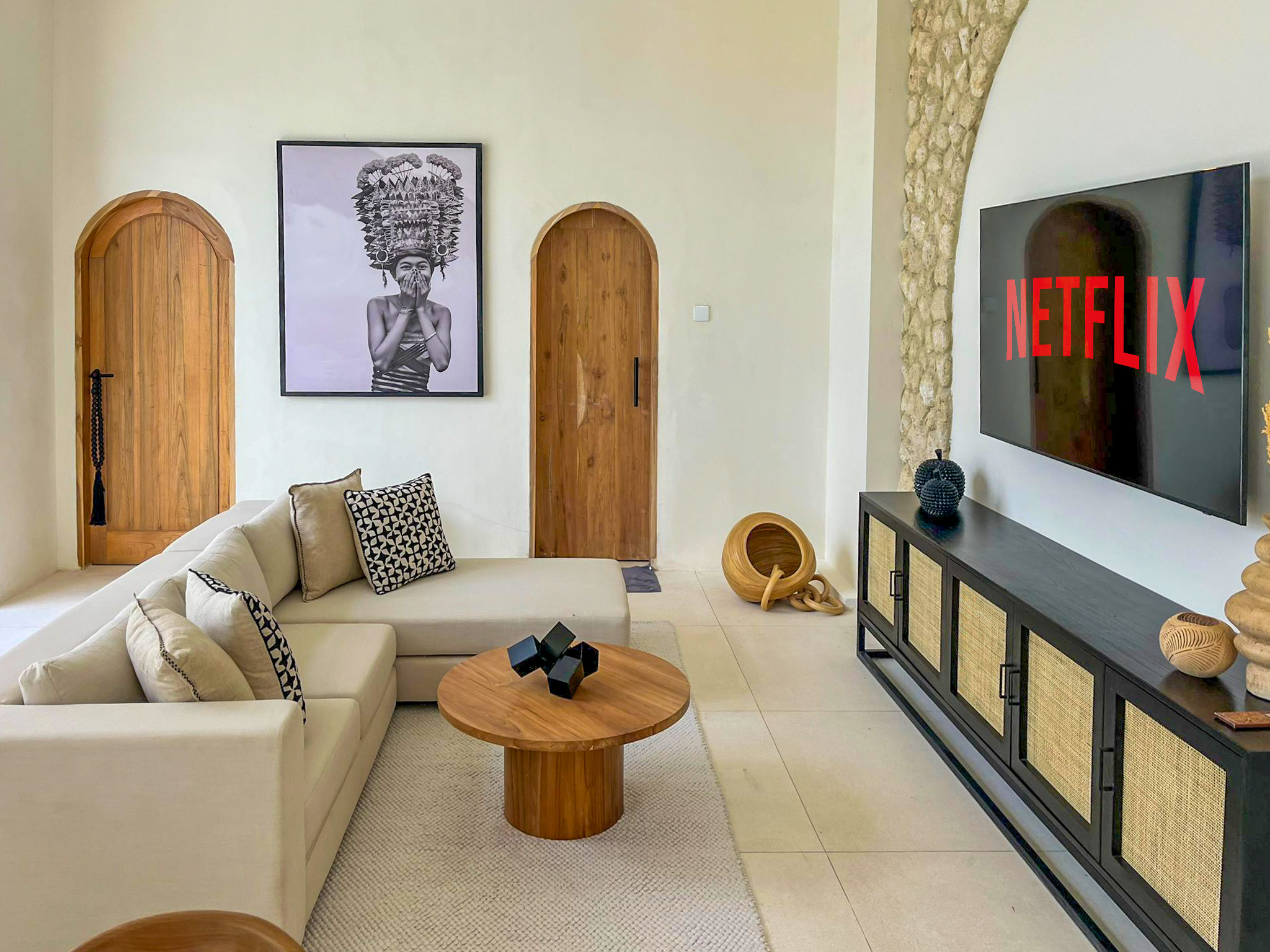 Exclusiva Villa Freehold de 4 Dormitorios en Ungasan con Vistas Panorámicas al GWK — imagen 11