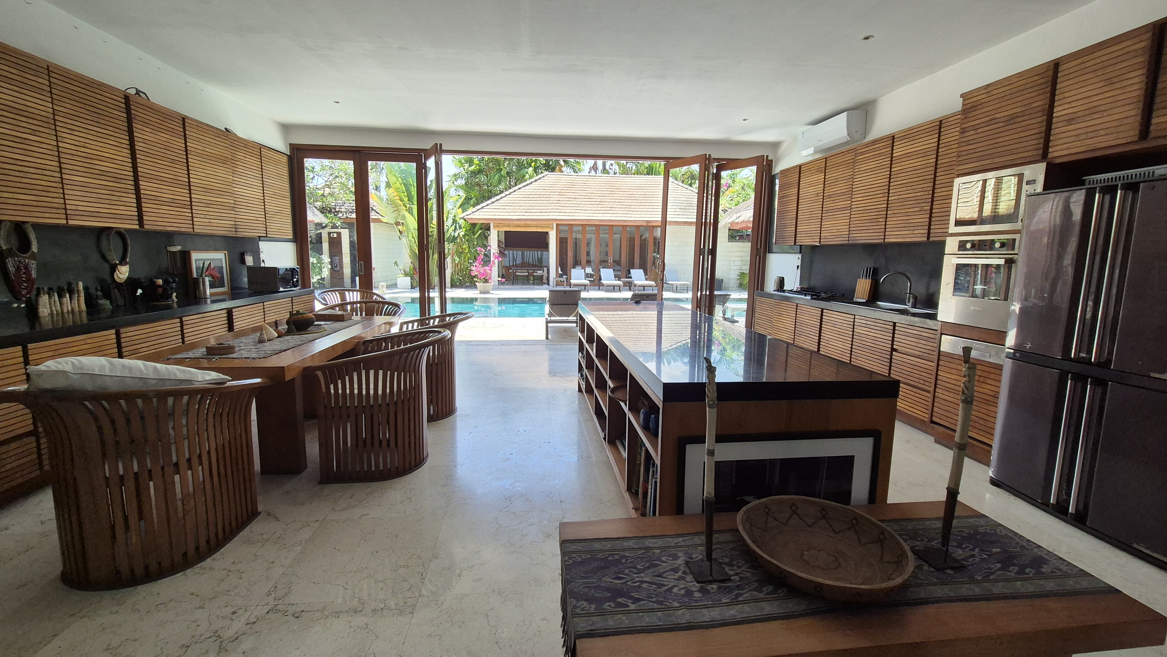 Exquisita Villa a Pasos de la Playa Diseñada por Popo Danes – Opciones Leasehold y Freehold — imagen 7