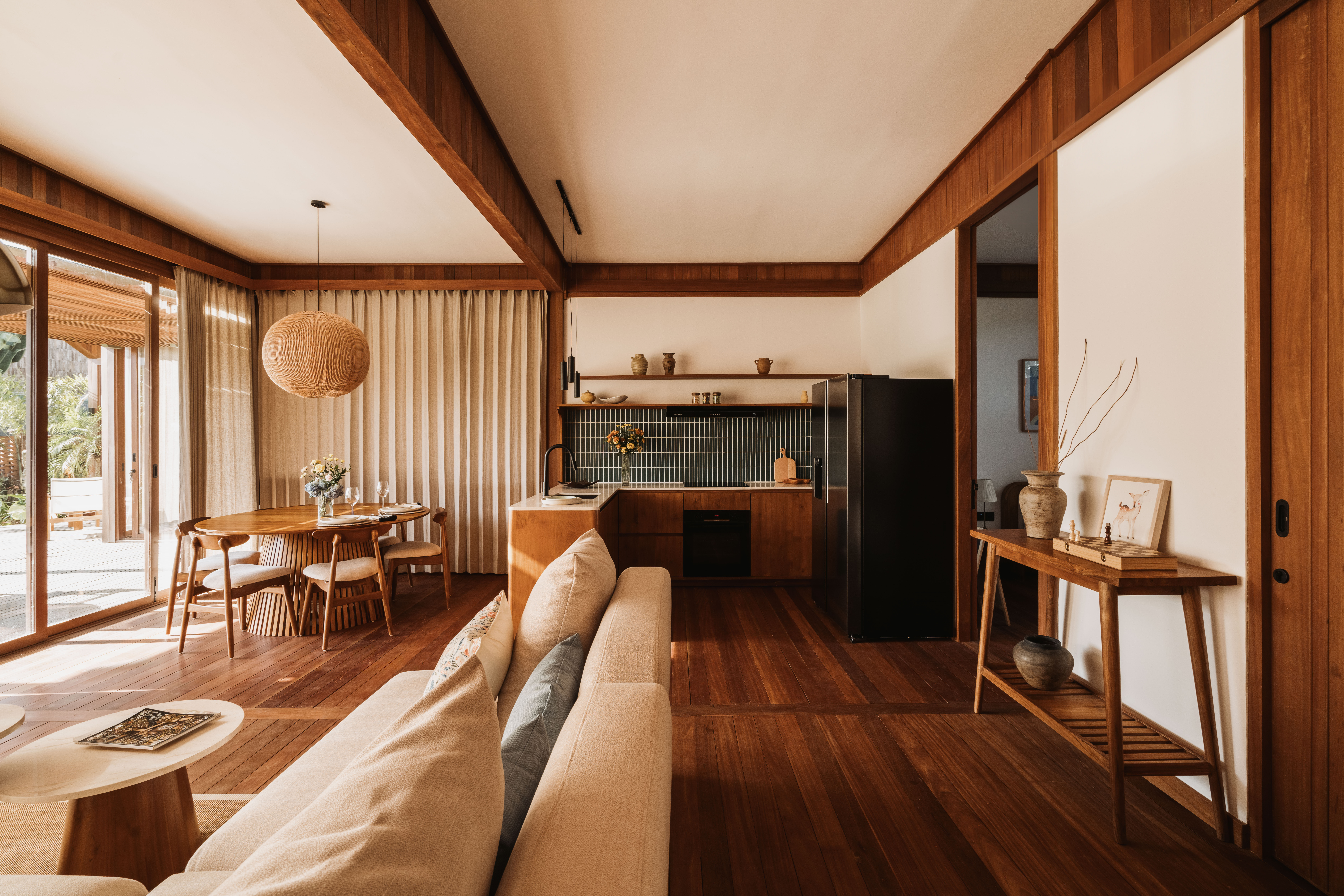 Villa Leasehold de Madera Moderna en Buduk, Canggu — imagen 4