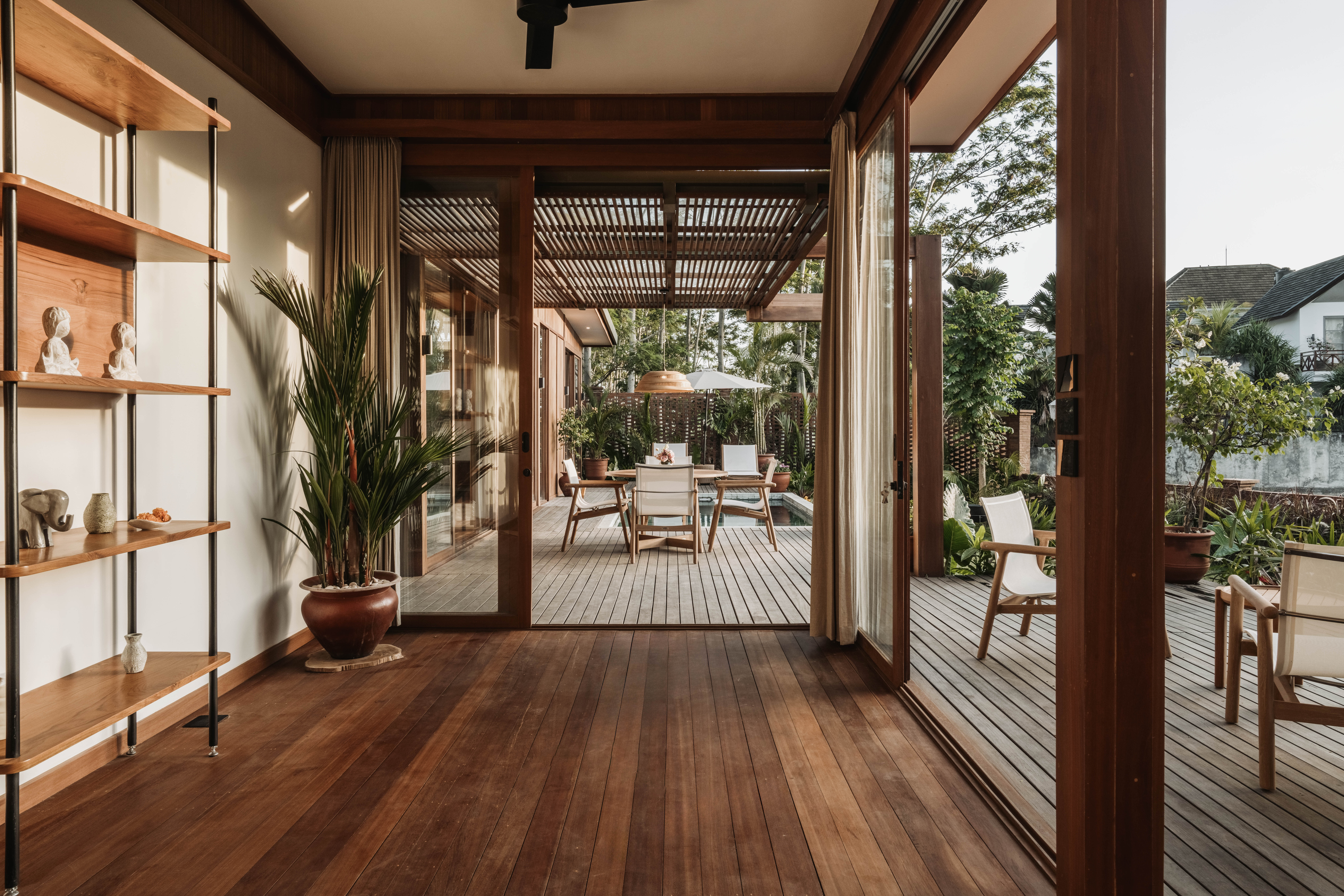 Villa Leasehold de Madera Moderna en Buduk, Canggu — imagen 28