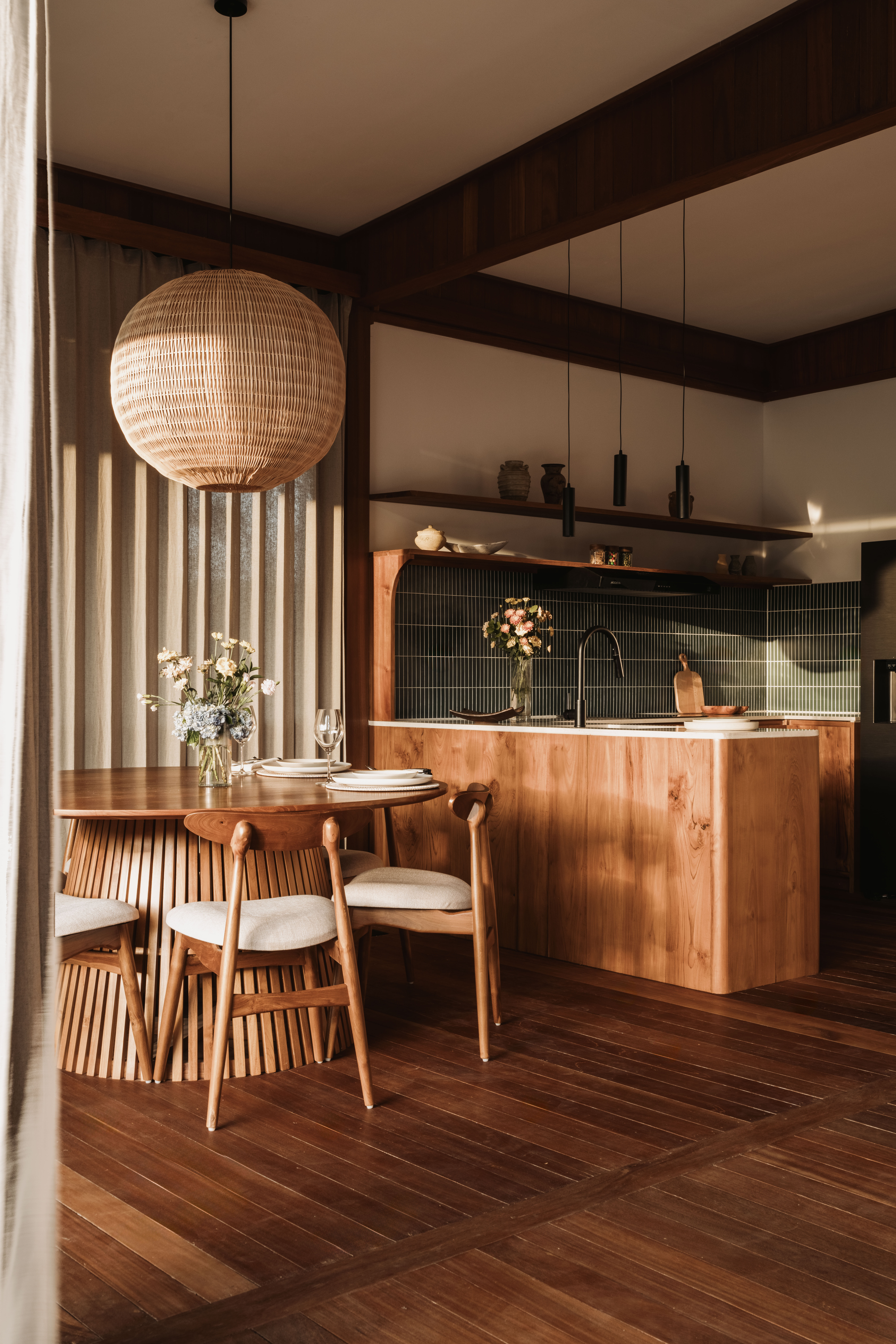 Villa Leasehold de Madera Moderna en Buduk, Canggu — imagen 29