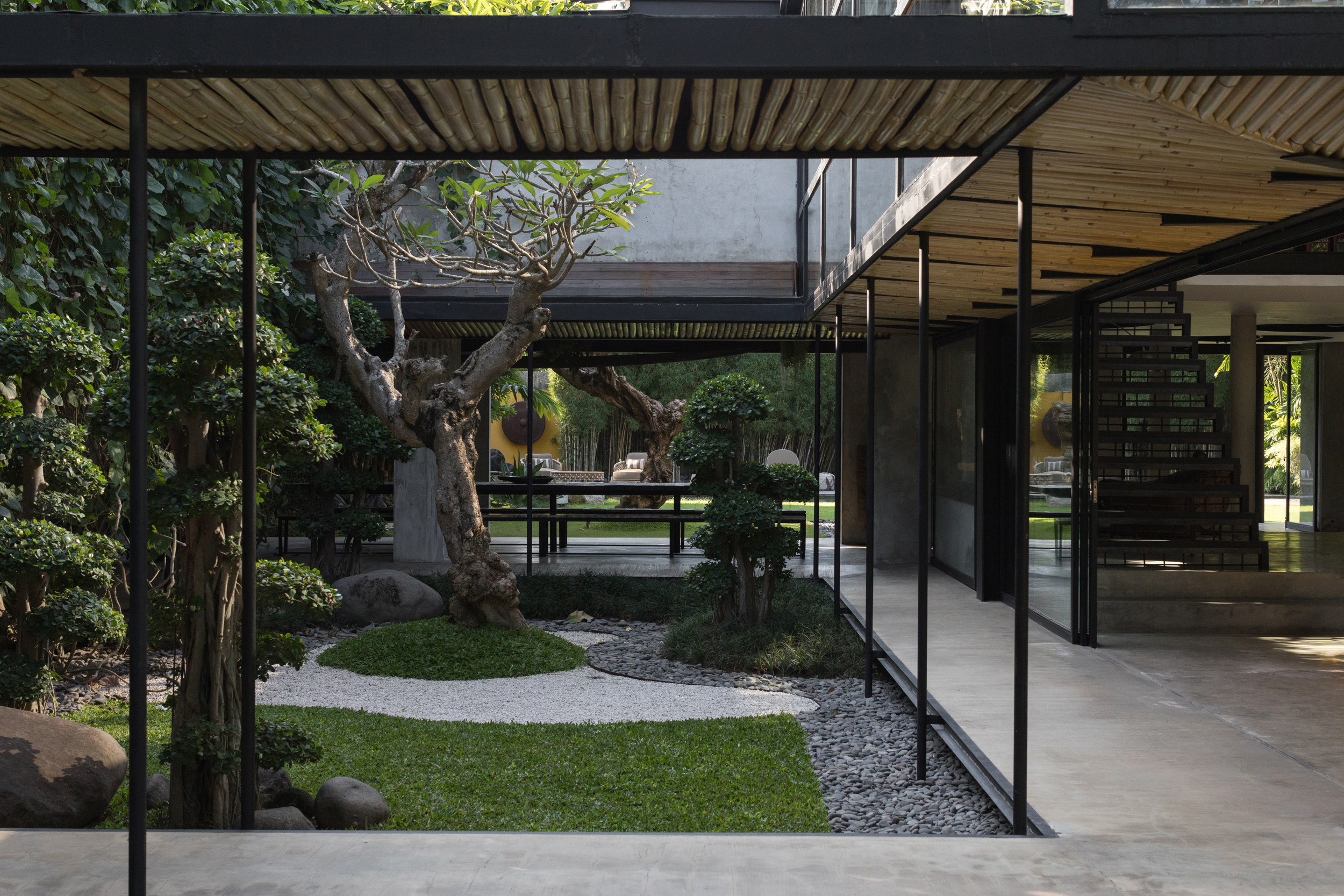 Lujosa Villa de 5 Dormitorios en Seminyak — imagen 5