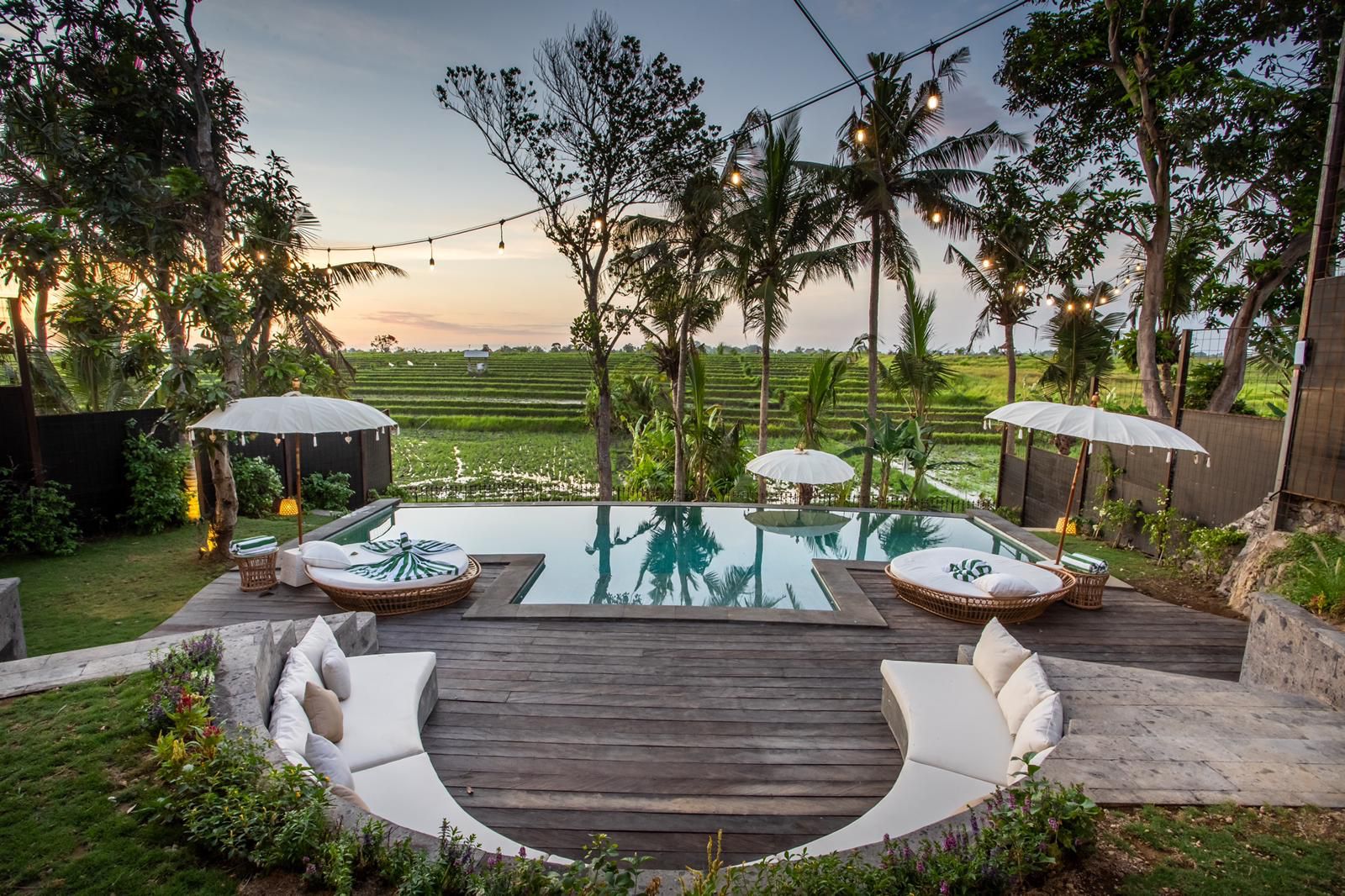 Exclusivo Complejo de Villas con Vistas a los Arrozales en Canggu — imagen 25