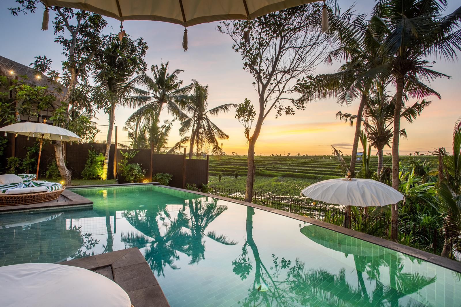 Exclusivo Complejo de Villas con Vistas a los Arrozales en Canggu — imagen 29