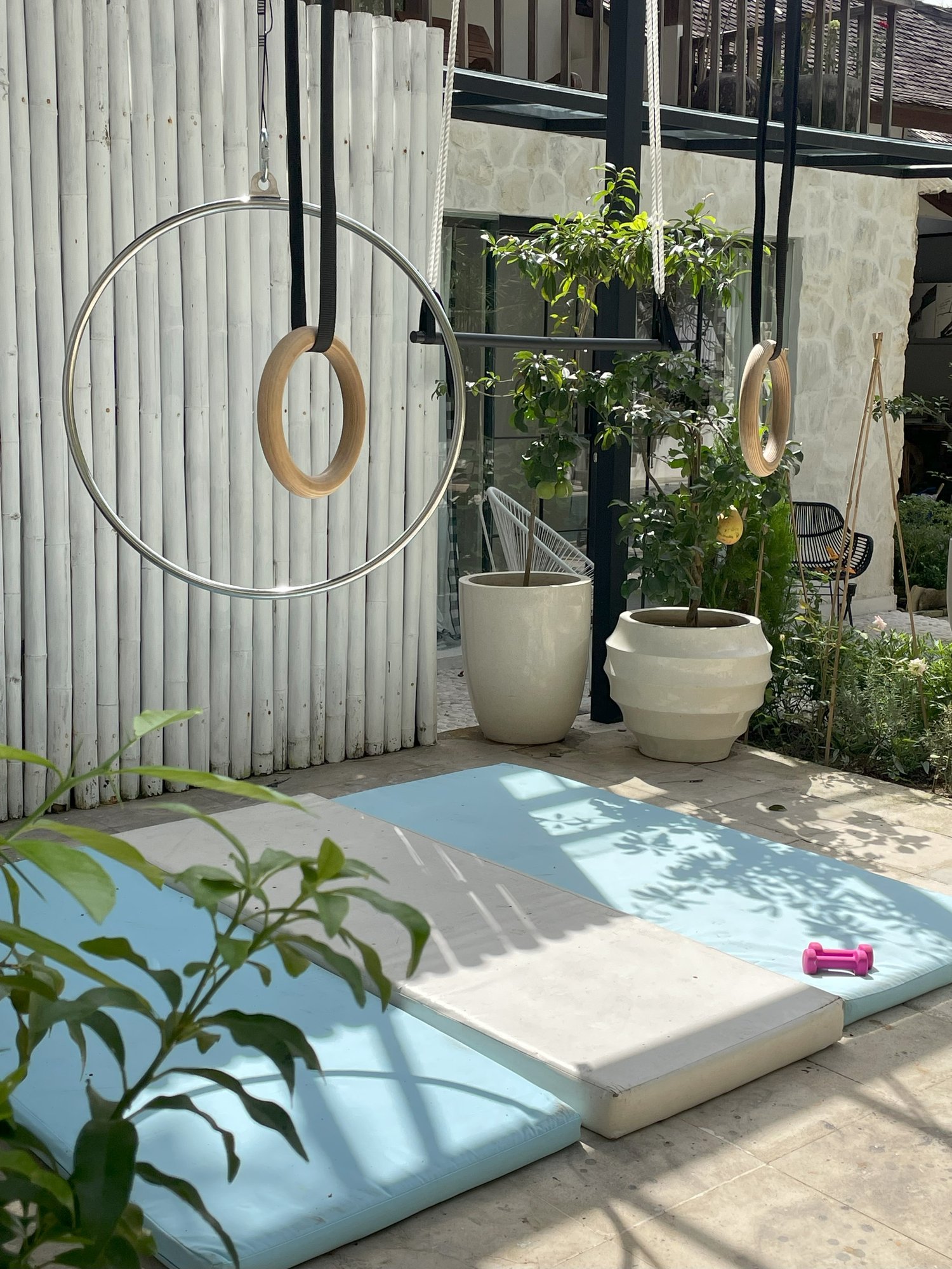 Refugio Tranquilo a Orillas del Río: Tres Villas en el Corazón de Canggu — imagen 6