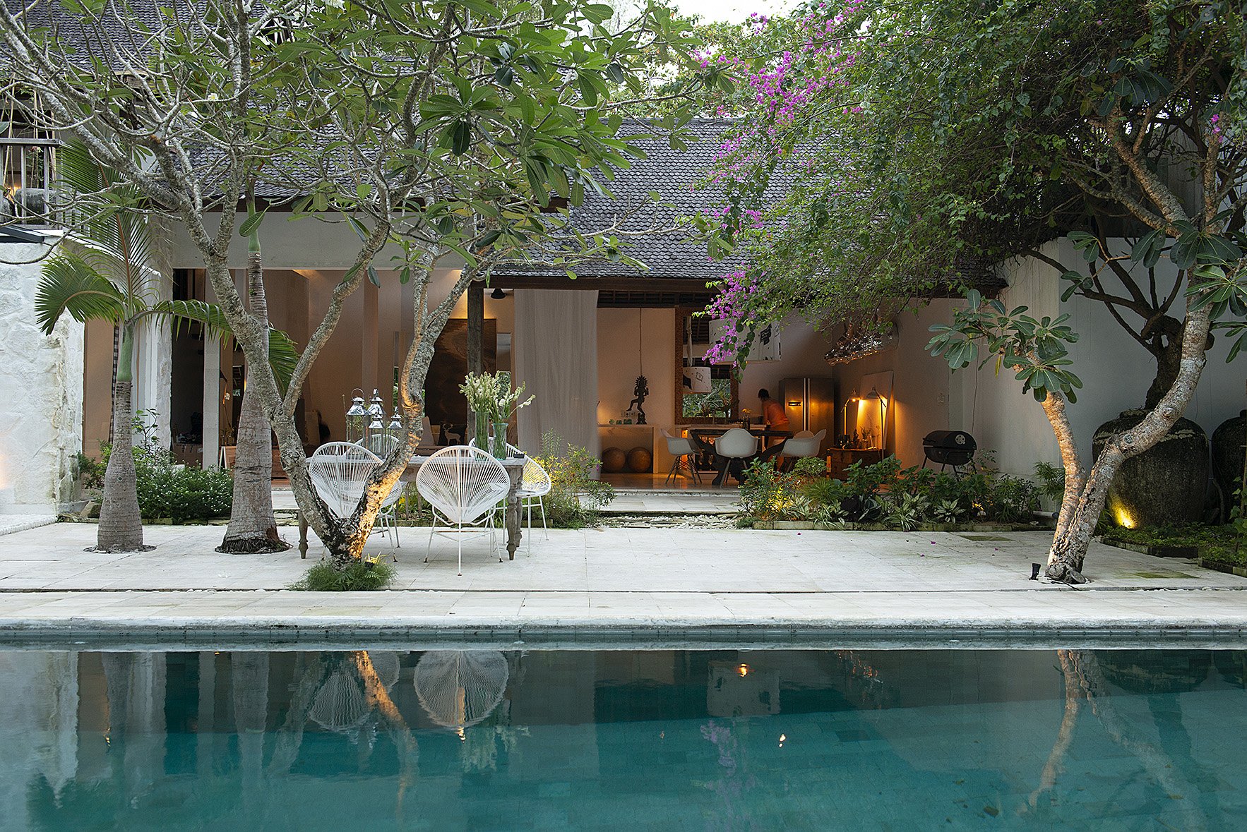 Refugio Tranquilo a Orillas del Río: Tres Villas en el Corazón de Canggu — imagen 27