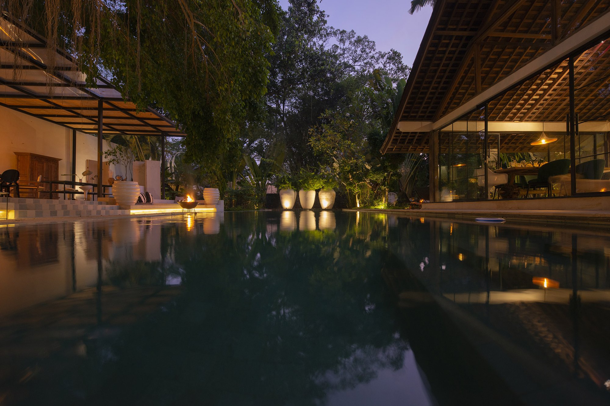Refugio Tranquilo a Orillas del Río: Tres Villas en el Corazón de Canggu — imagen 37