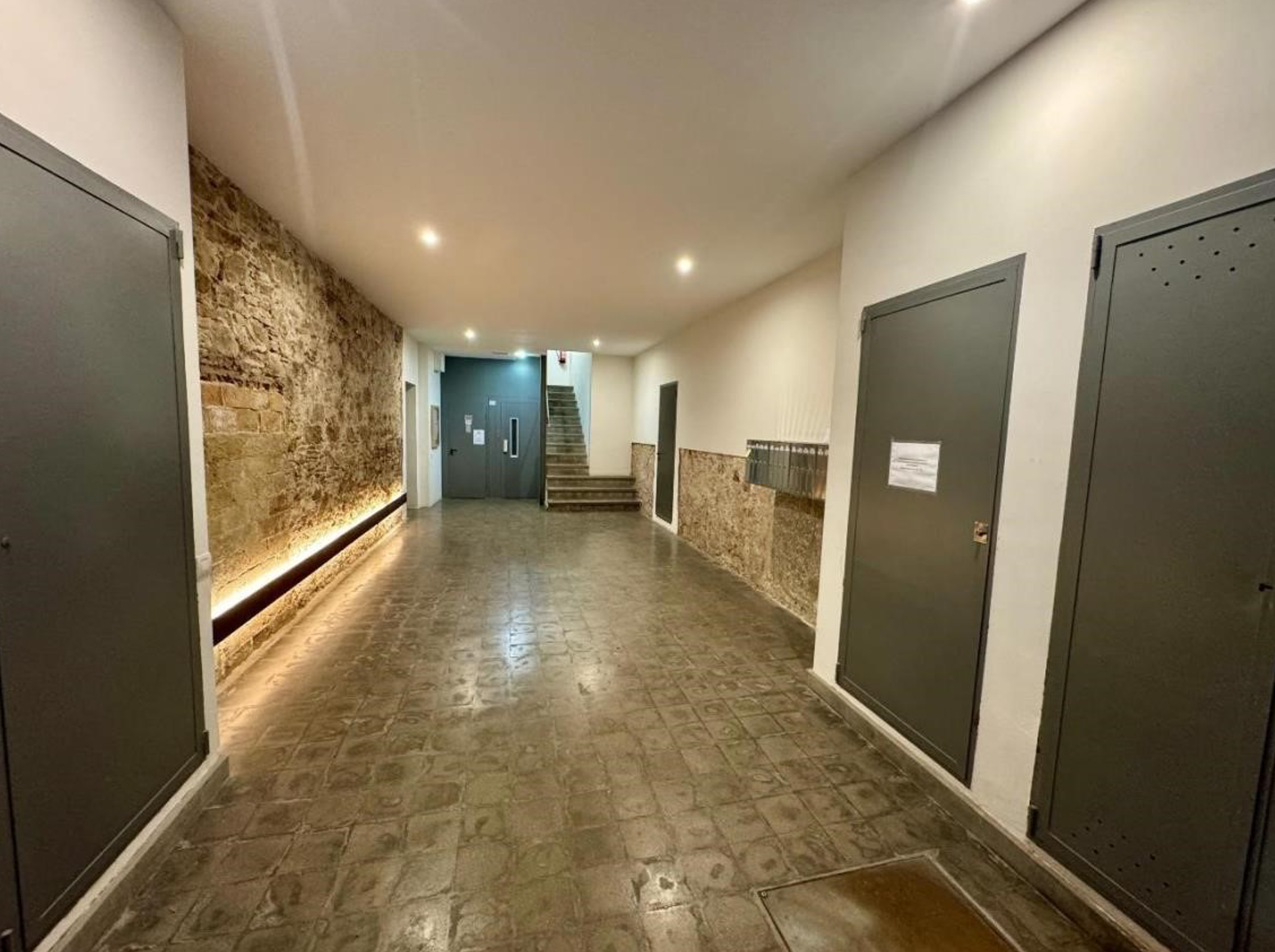 PISO REFORMADO EN EL CENTRO DE BARCELONA — imagen 5