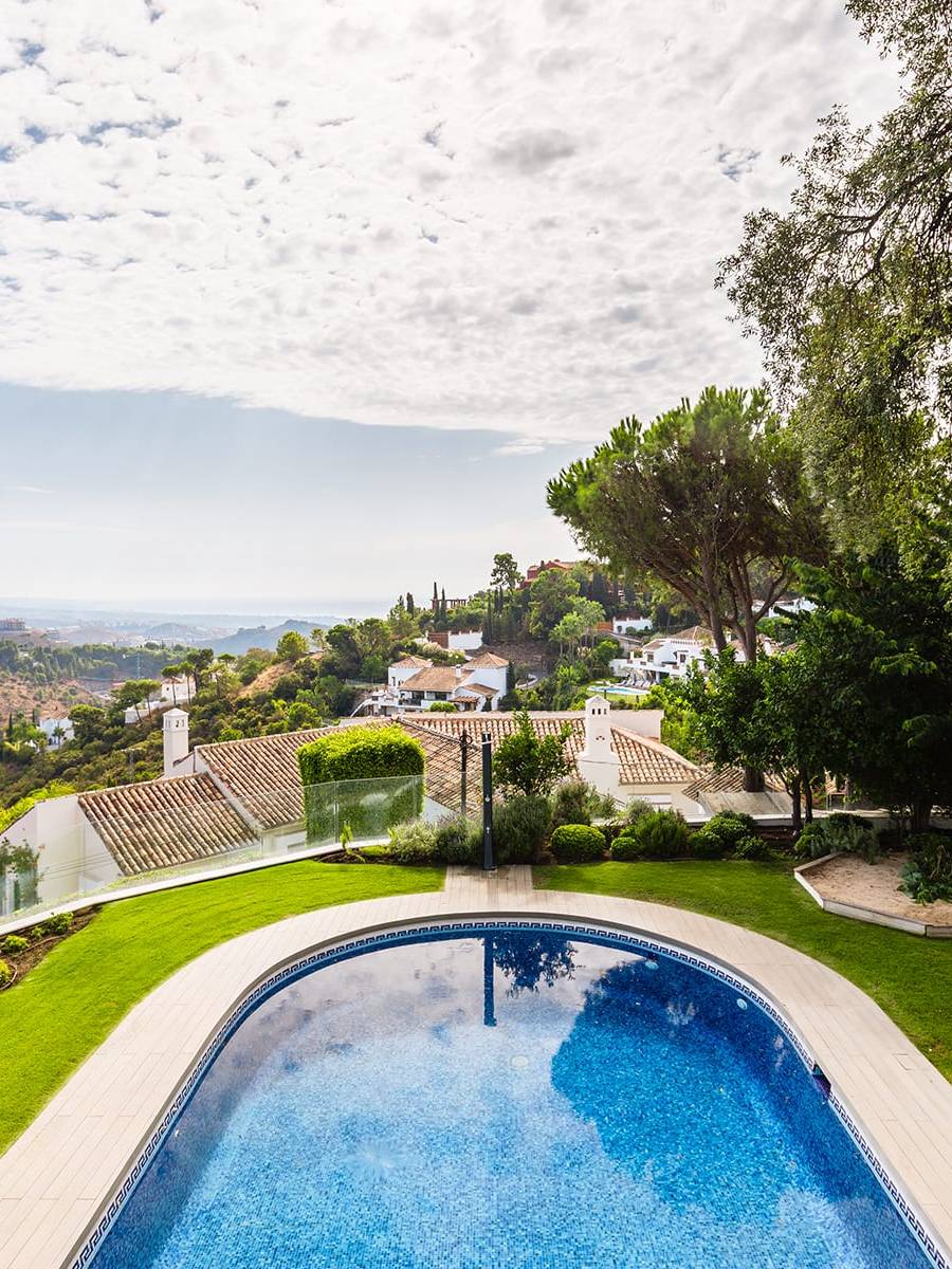 ELEGANTE VILLA TOTALMENTE REFORMADA CON CASA DE INVITADOS Y VISTAS PANORÁMICAS EN EL MADROÑAL - MALAGA — imagen 10
