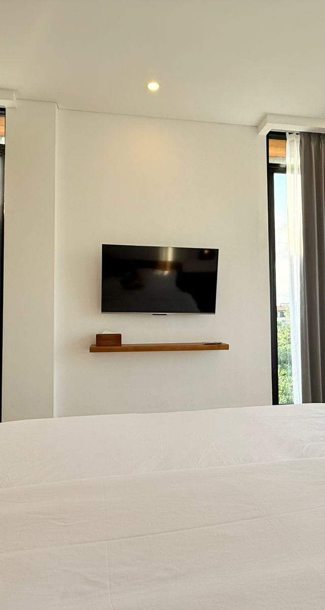 Villa moderna de 3 dormitorios a estrenar con vistas a los arrozales – Canggu, Bali — imagen 3