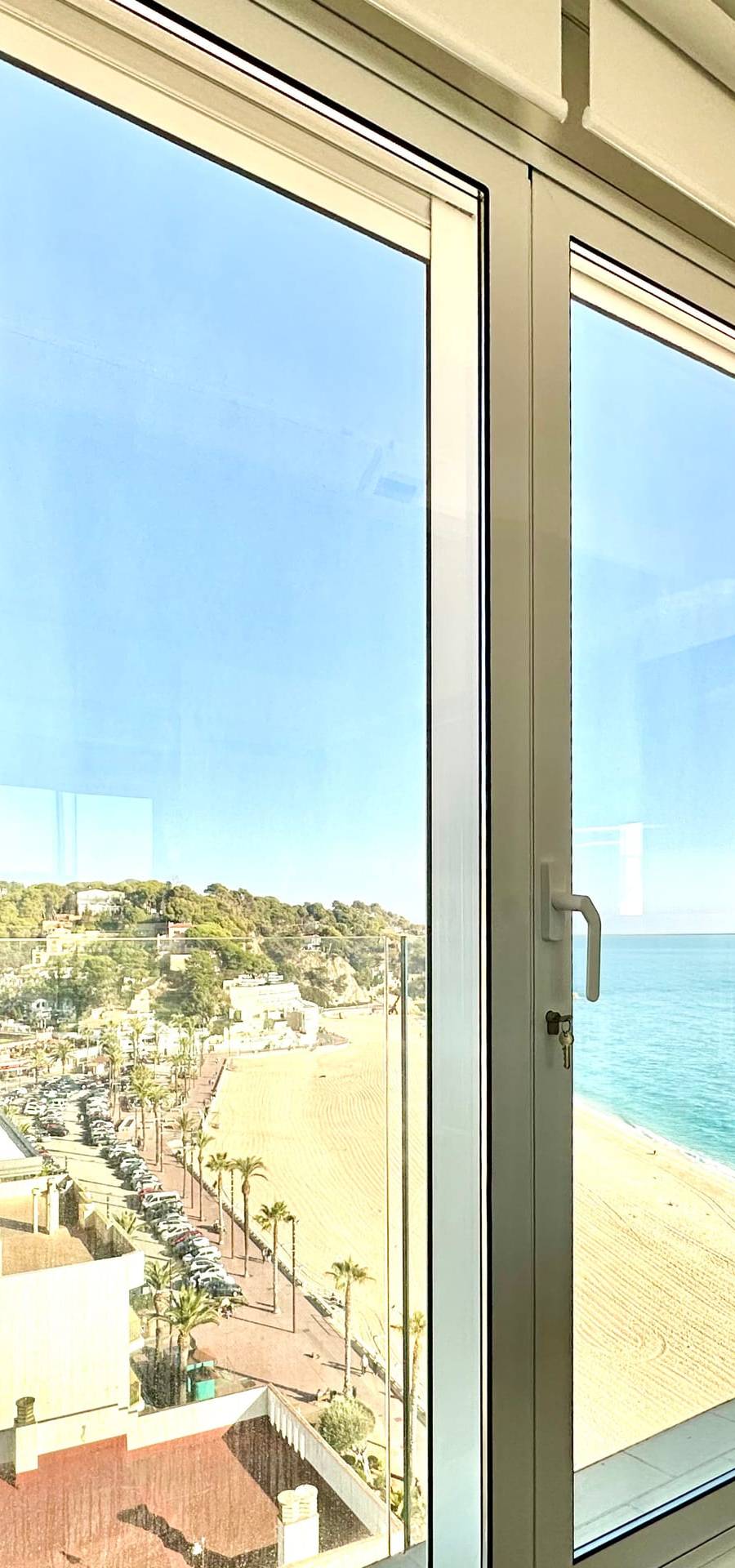Primera línea de mar | Vistas panorámicas en Lloret de Mar — imagen 26