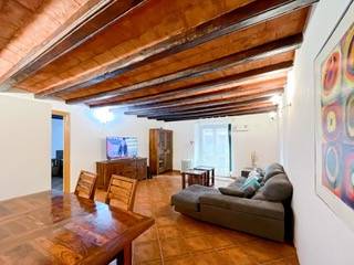 Piso en venta en Nou de la Rambla, Barcelona centro