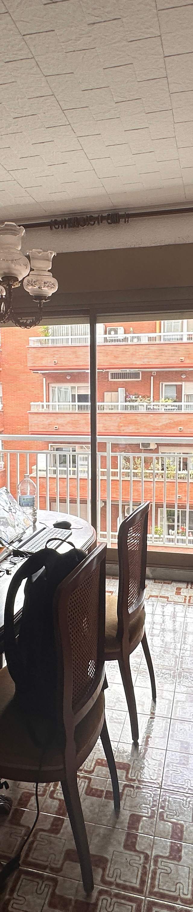 PISO LUMINOSO Y ESPACIOSO PISO DE 4 DORMITORIOS