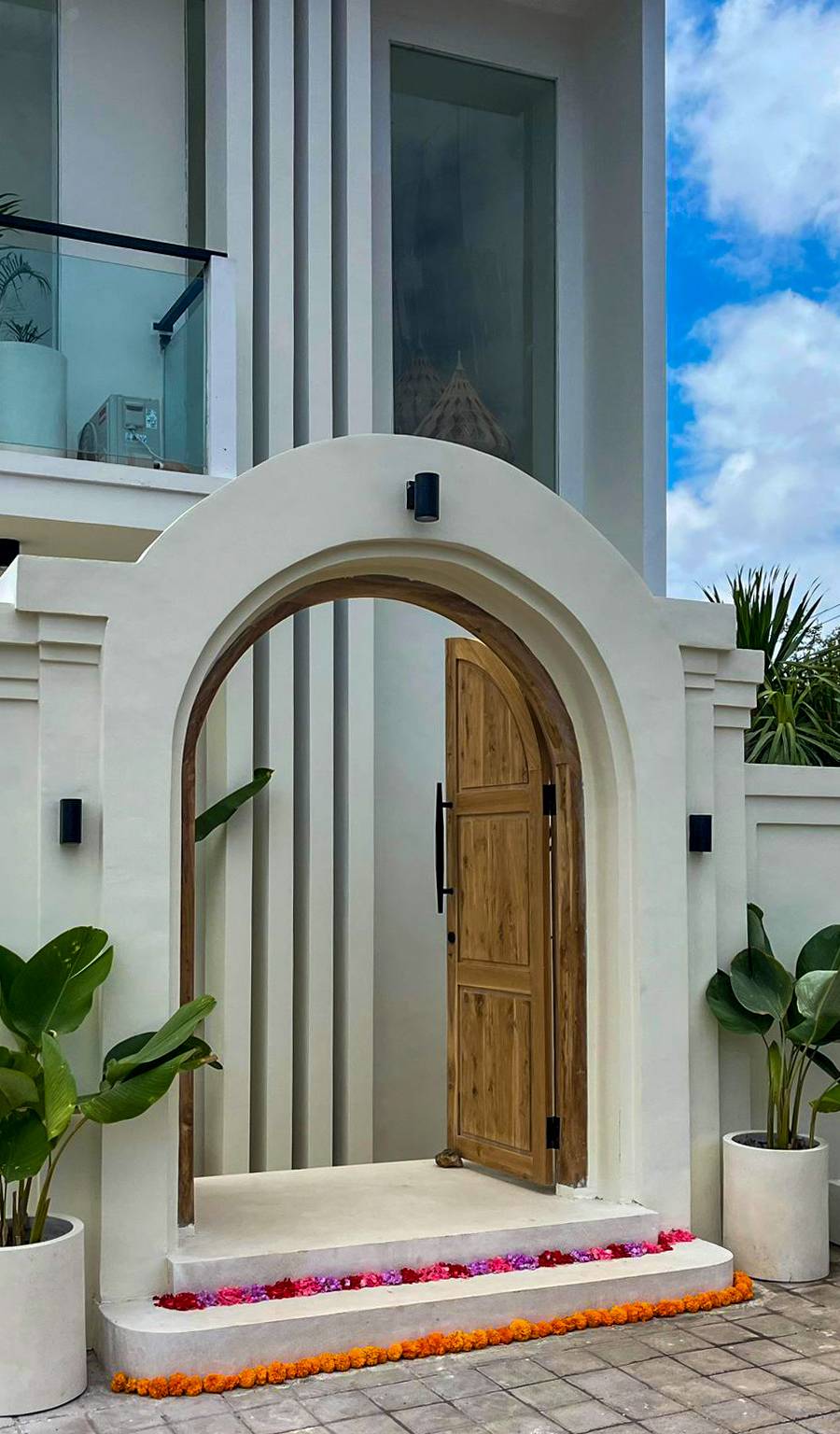 Exclusiva Villa Freehold de 4 Dormitorios en Ungasan con Vistas Panorámicas al GWK — imagen 5
