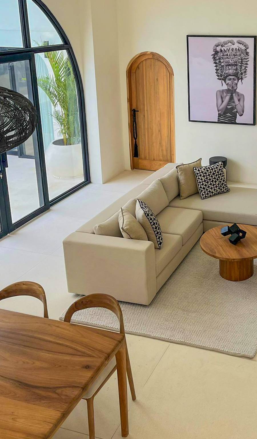 Exclusiva Villa Freehold de 4 Dormitorios en Ungasan con Vistas Panorámicas al GWK — imagen 11