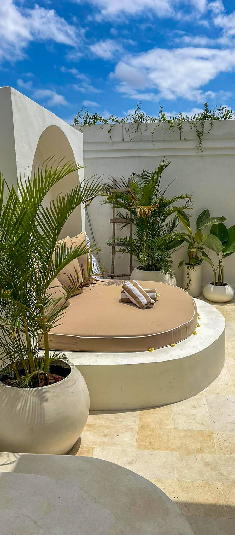 Exclusiva Villa Freehold de 4 Dormitorios en Ungasan con Vistas Panorámicas al GWK — imagen 20