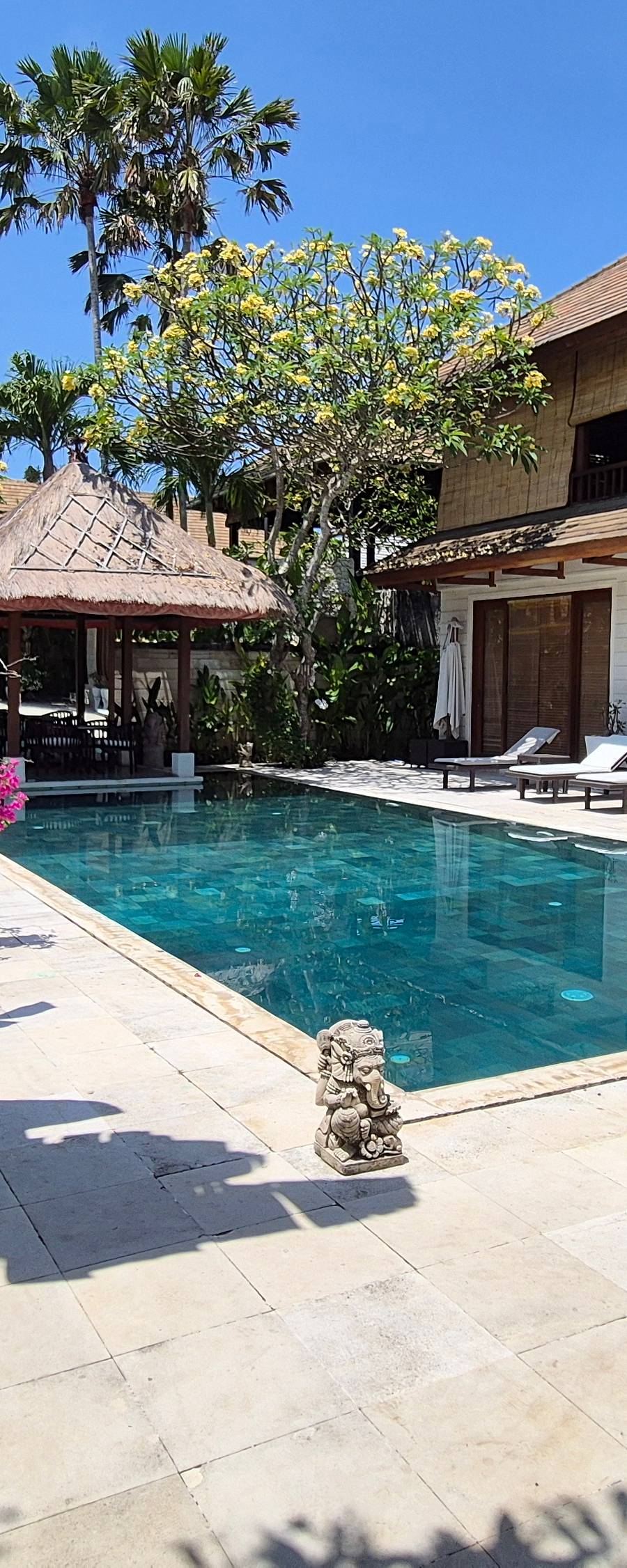 Exquisita Villa a Pasos de la Playa Diseñada por Popo Danes – Opciones Leasehold y Freehold — imagen 3