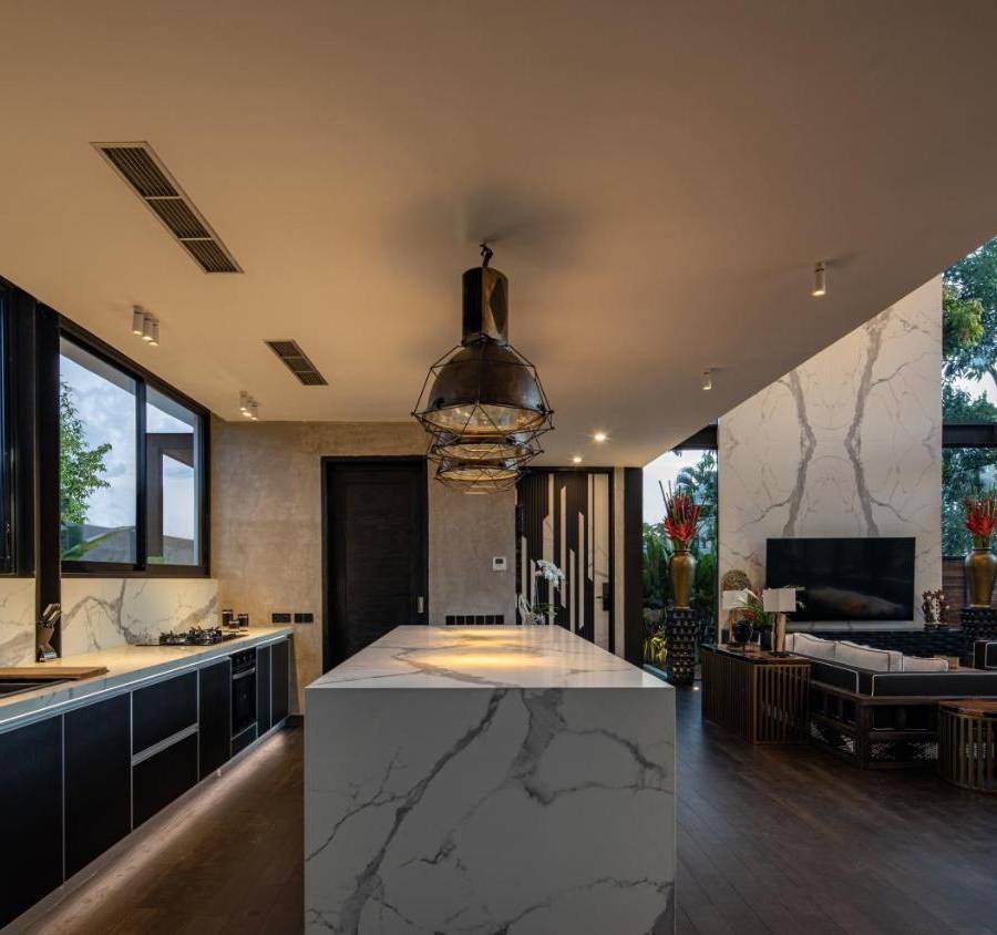 Lujosa Villa en Umalas: Serenidad Moderna a Minutos de Canggu y Seminyak — imagen 4