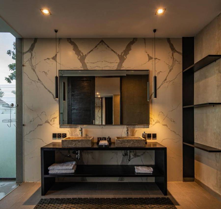 Lujosa Villa en Umalas: Serenidad Moderna a Minutos de Canggu y Seminyak — imagen 7