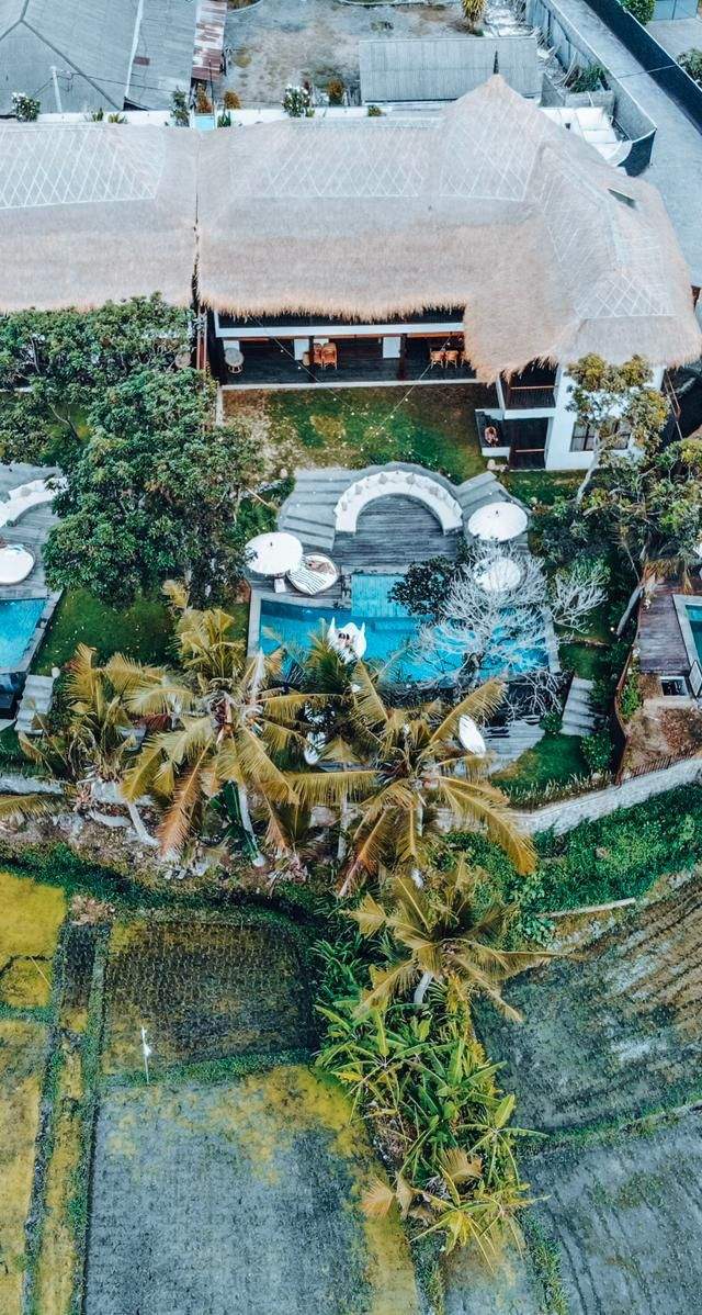 Exclusivo Complejo de Villas con Vistas a los Arrozales en Canggu — imagen 3