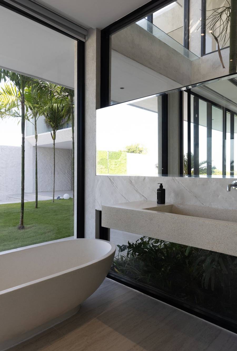 Villa de Lujo en Venta en Ubicación Premium en Uluwatu — imagen 4