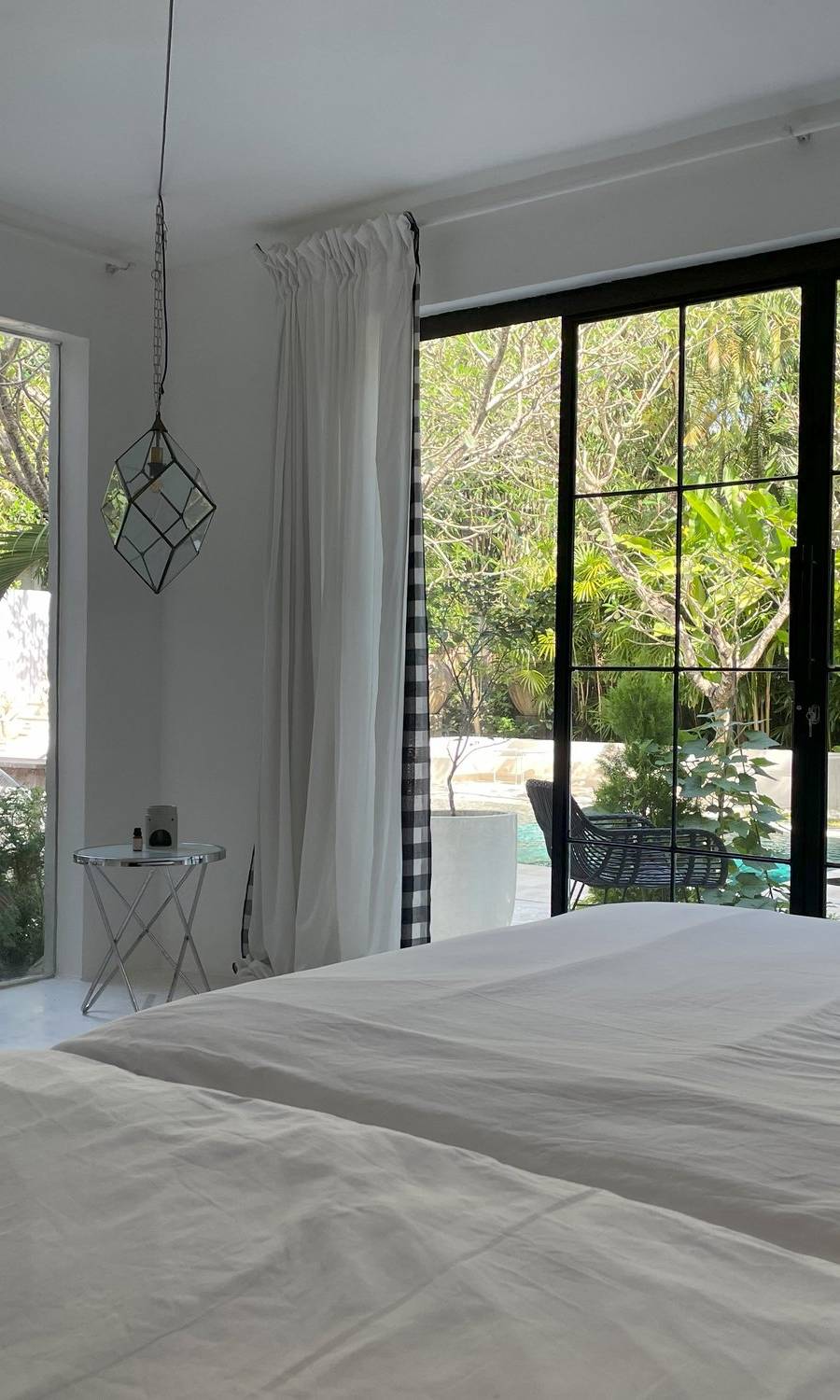 Refugio Tranquilo a Orillas del Río: Tres Villas en el Corazón de Canggu — imagen 12