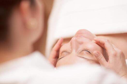 FULL SERVICE SALON & SPA — imagen 2