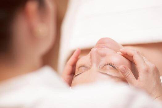 FULL SERVICE SALON & SPA — imagen 3