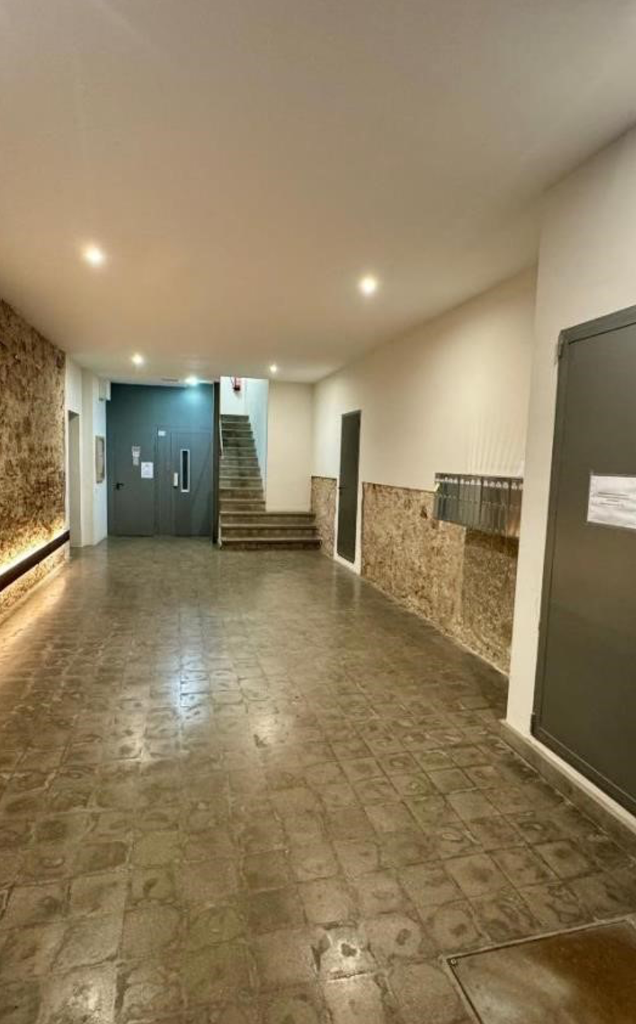 PISO REFORMADO EN EL CENTRO DE BARCELONA — imagen 4