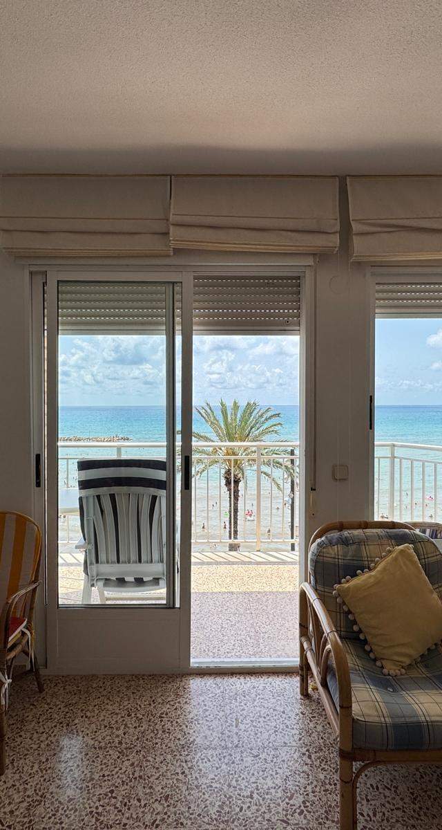 PISO EN LA PLAYA EN TORREVIEJA — imagen 4