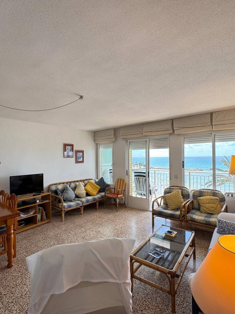 PISO EN LA PLAYA EN TORREVIEJA — imagen 7