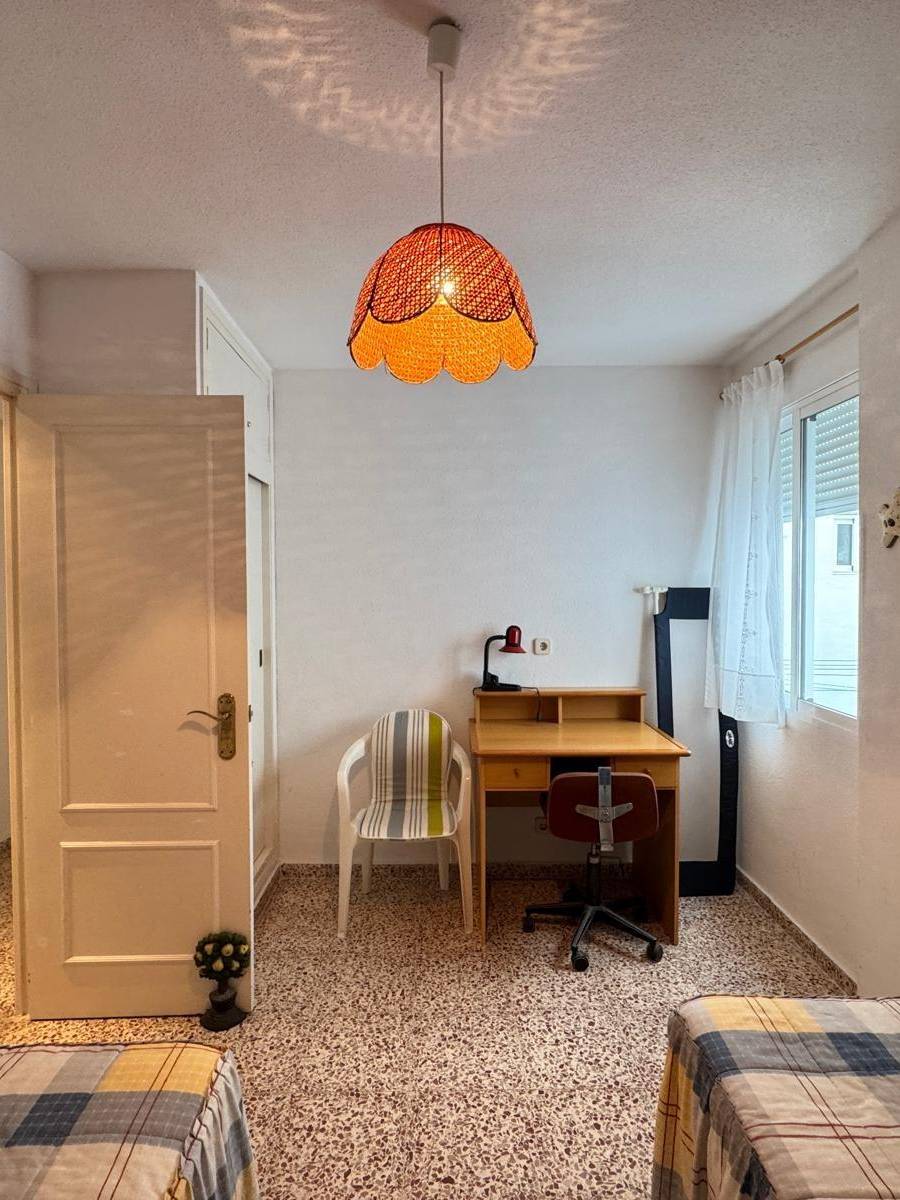 PISO EN LA PLAYA EN TORREVIEJA — imagen 17