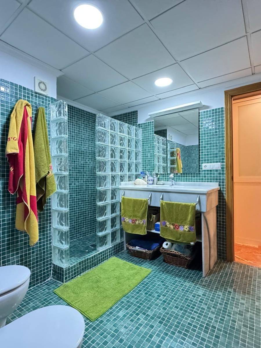 APARTAMENTO REFORMADA A POCOS METROS DE LA PLAYA EN ALICANTE — imagen 19