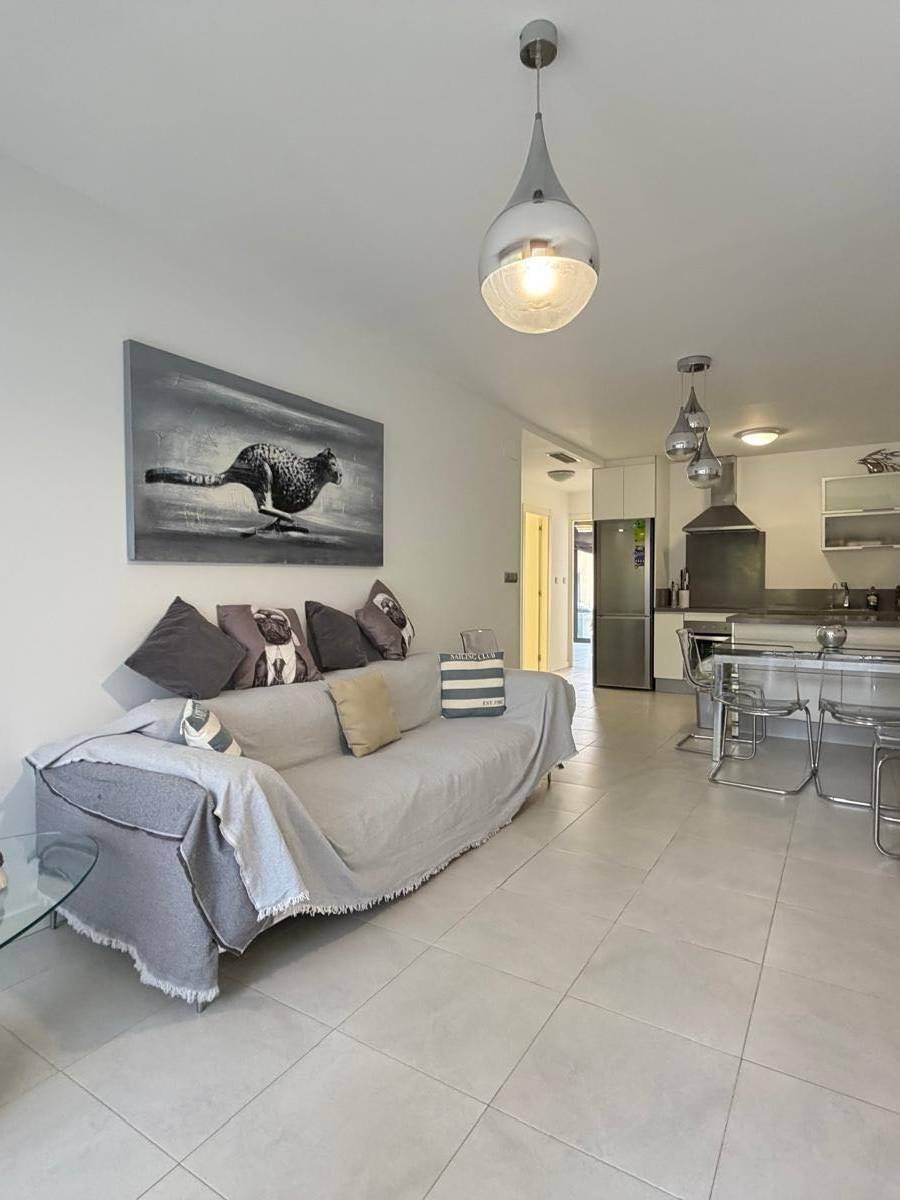 APARTAMENTO CON TERRAZA PROPIA EN CAMPOAMOR — imagen 8