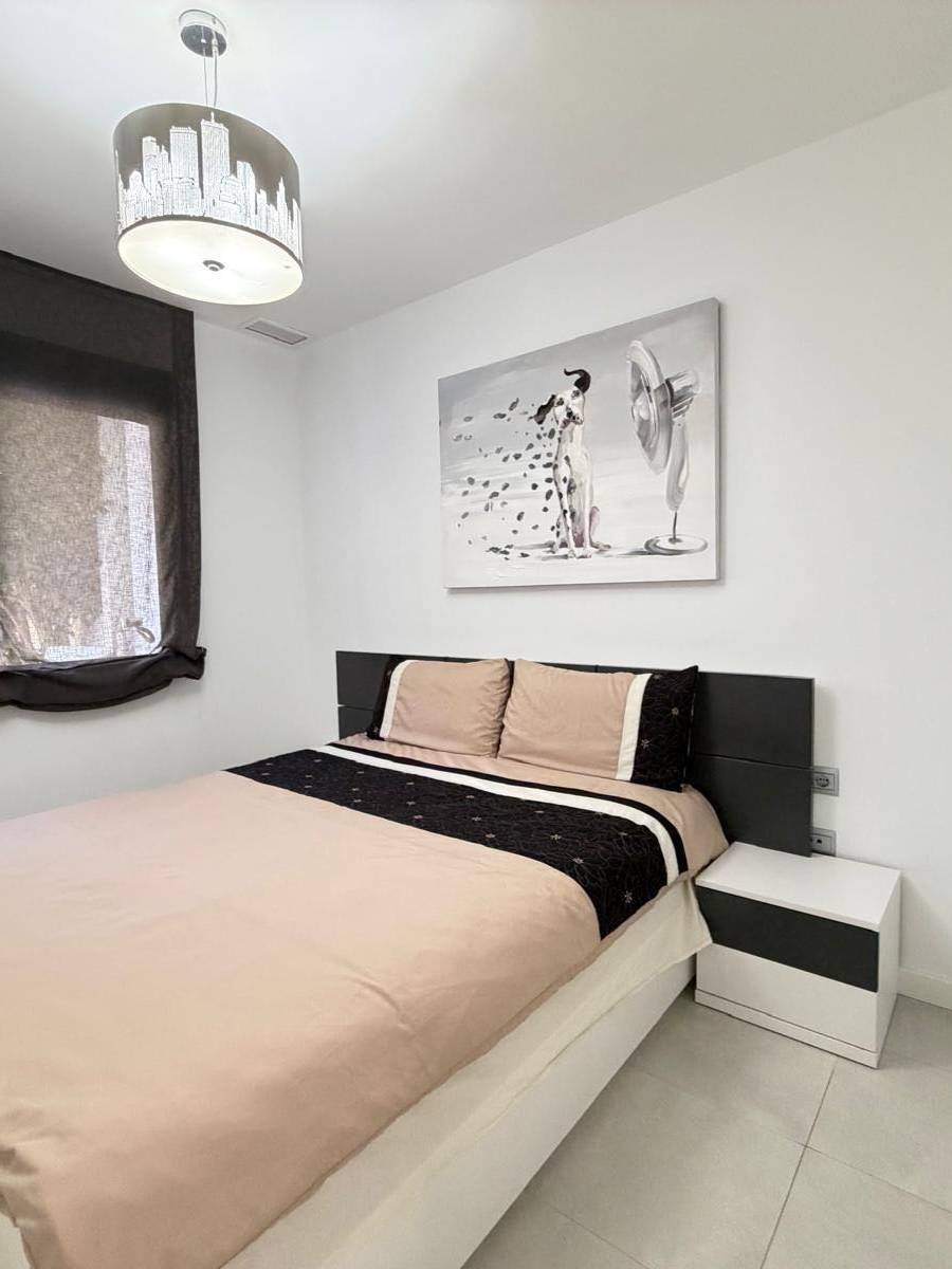 APARTAMENTO CON TERRAZA PROPIA EN CAMPOAMOR — imagen 16